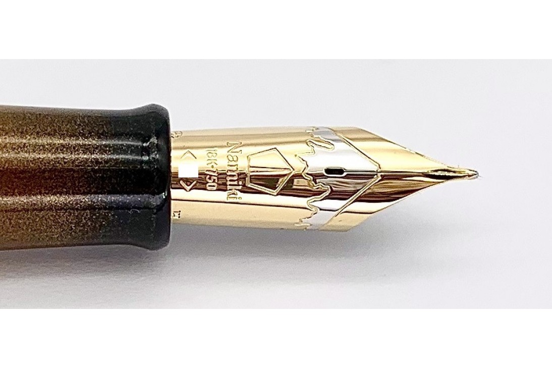 Namiki Limited Edition Emperor Maki-e Shijin Fountain Pen