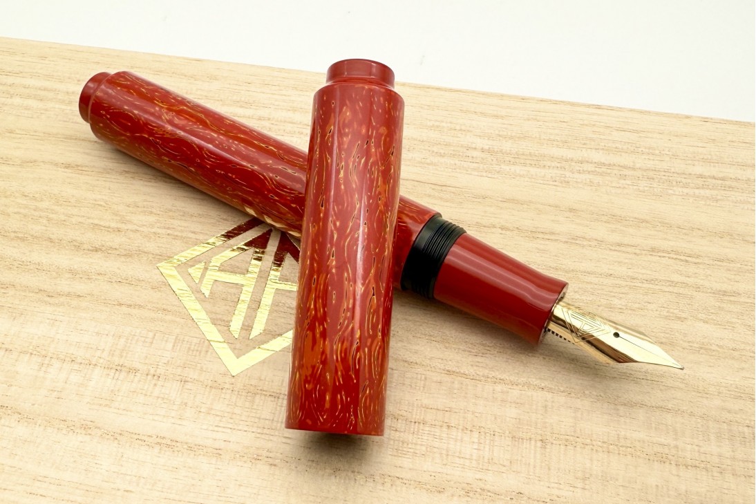 AP Limited Edition Urushi Lacquer Art Red Earth Fountain Pen