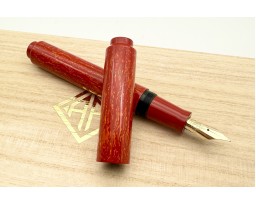 AP Limited Edition Urushi Lacquer Art Red Earth Fountain Pen