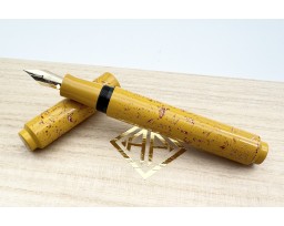 AP Limited Edition Urushi Lacquer Art Sunshine Fountain Pen