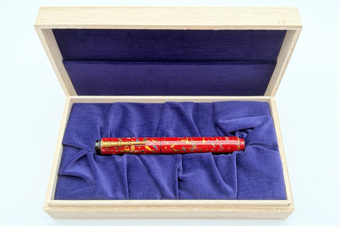 AP Limited Edition Urushi Lacquer Art The Magical Urushi Red Fountain Pen