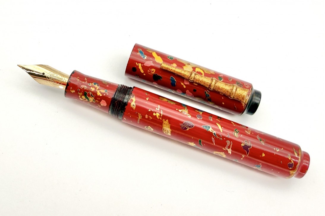 AP Limited Edition Urushi Lacquer Art The Magical Urushi Red Fountain Pen