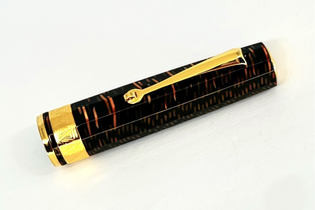 Armando Simoni Club Limited Edition Gladiatore Medio Bronze Skyscraper Fountain Pen