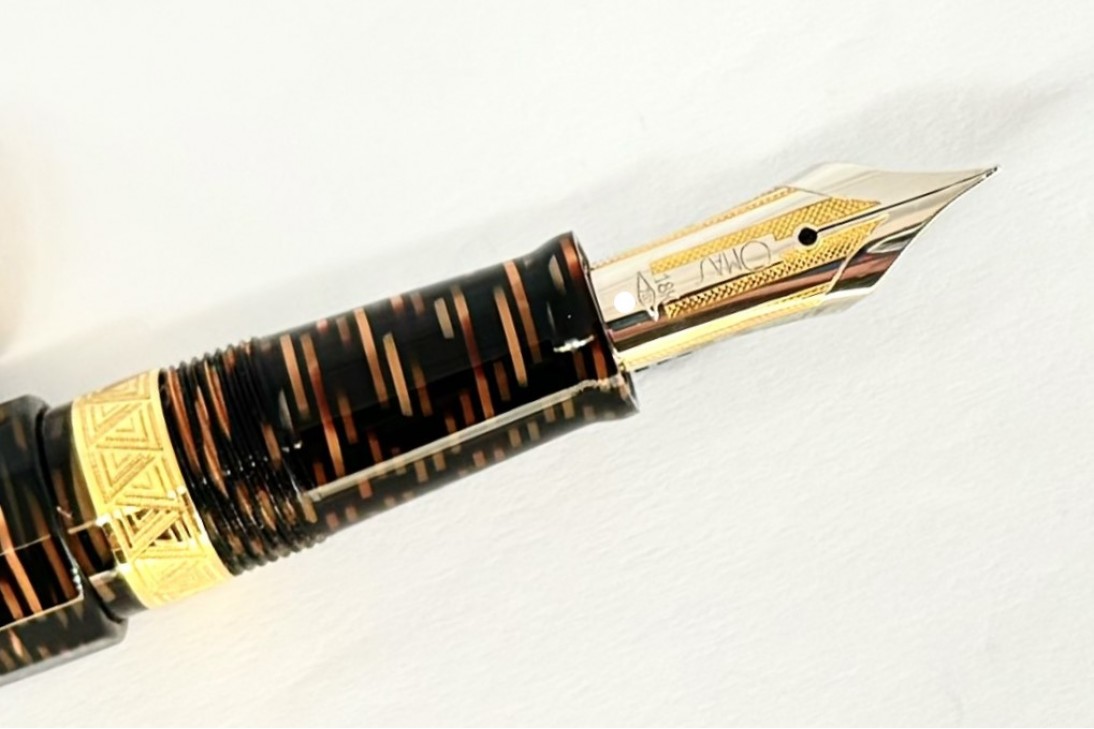 Armando Simoni Club Limited Edition Gladiatore Medio Bronze Skyscraper Fountain Pen