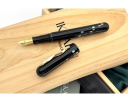 IKKAKU by Nahvalur Year of the Snake Urushi Fountain Pen