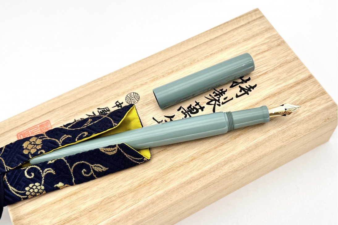 Nakaya Desk Pen Ama-iro Fountain Pen