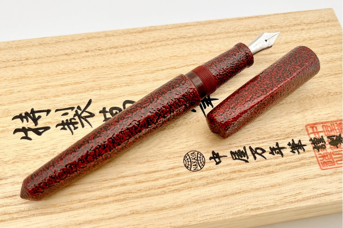 Nakaya Dorsal Fin Version 1 Ishime Kanshitsu Aka Tamenuri Fountain Pen