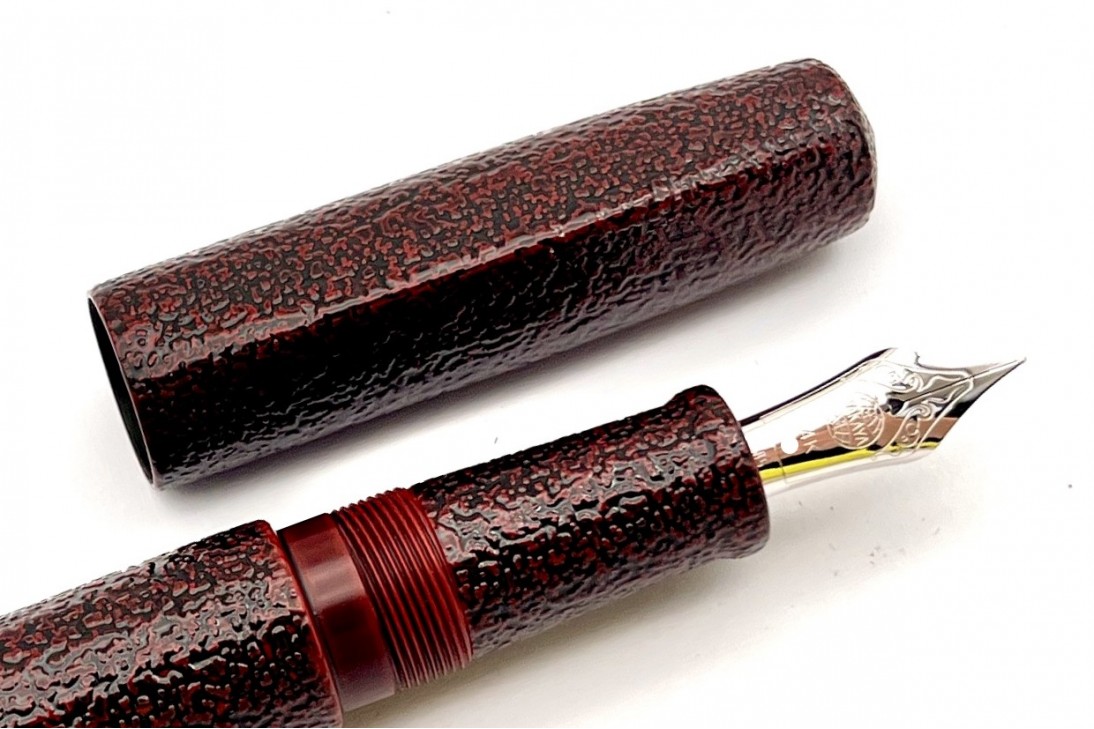 Nakaya Dorsal Fin Version 1 Ishime Kanshitsu Kuro Tamenuri Fountain Pen