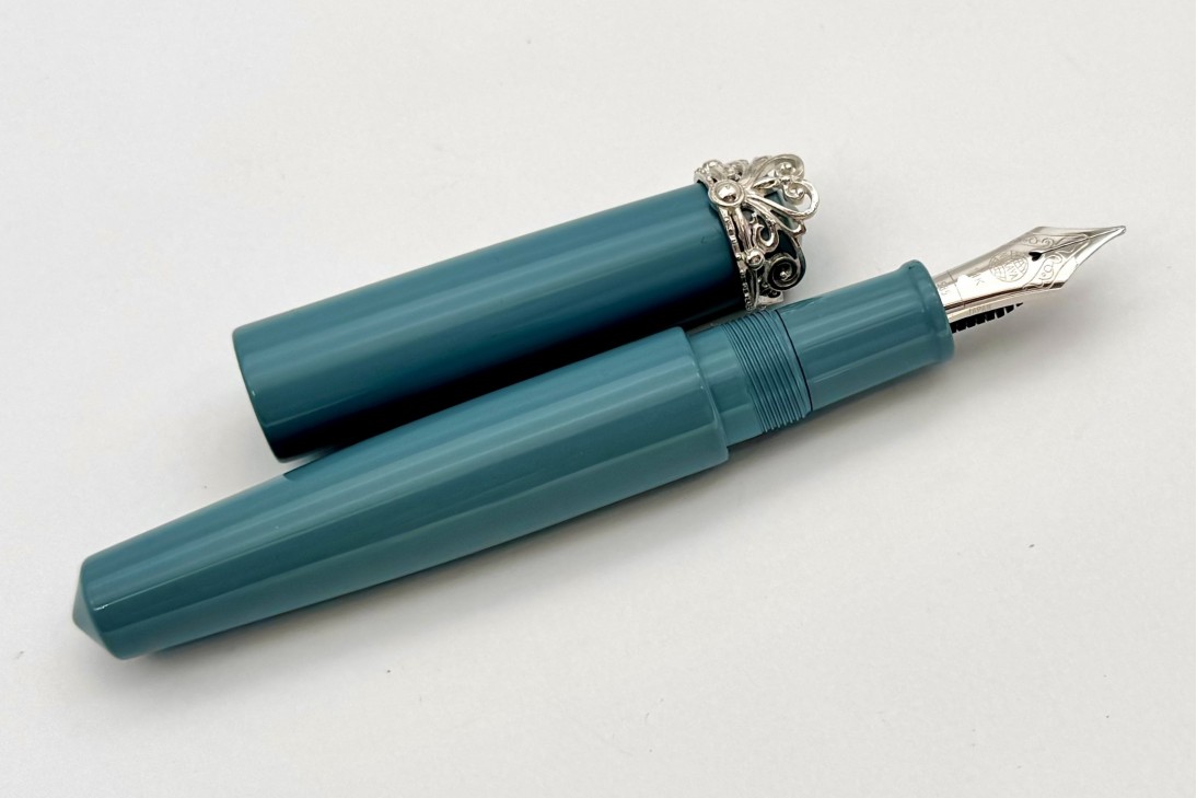 Nakaya Piccolo Writer Ama-Iro Fountain Pen with Tiara Stopper