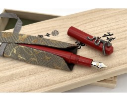 Nakaya Piccolo Long Writer Shu Fountain Pen with Fumigated Snake Stopper