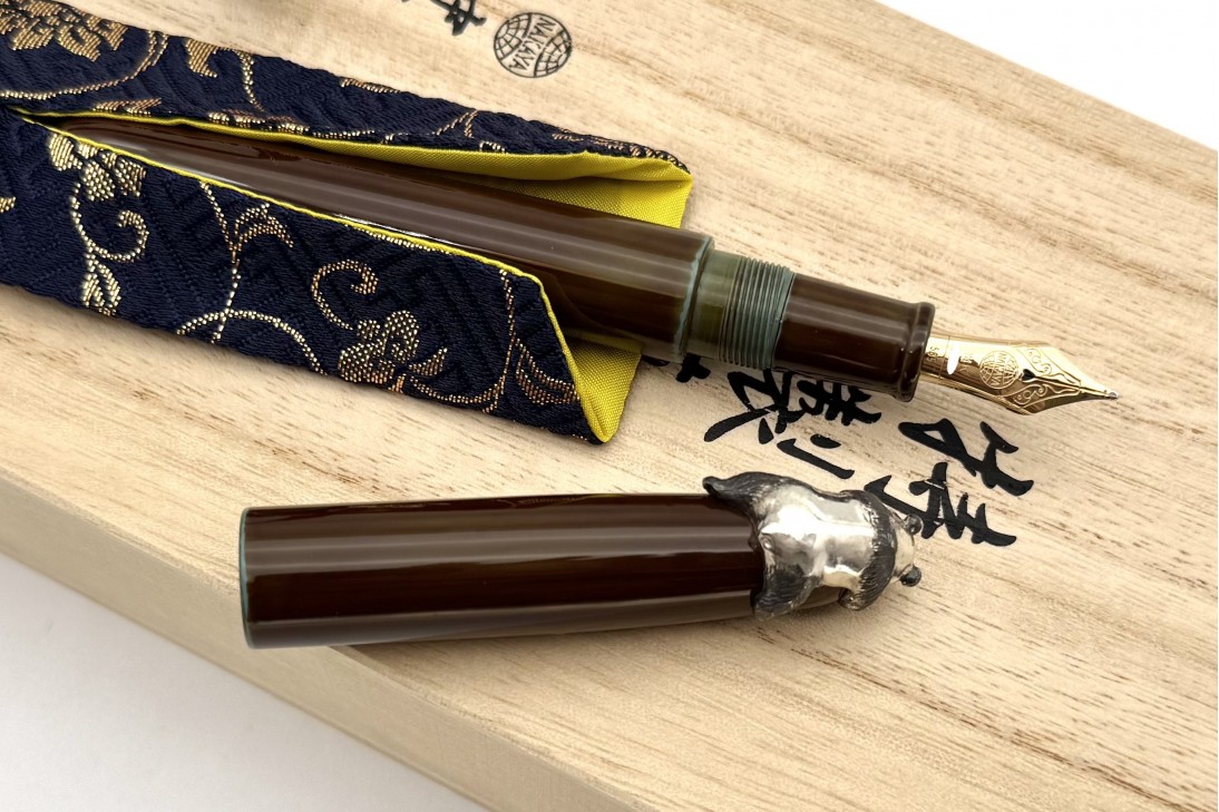 Nakaya Portable Writer Heki-Tamenuri Fountain Pen with Panda Stopper