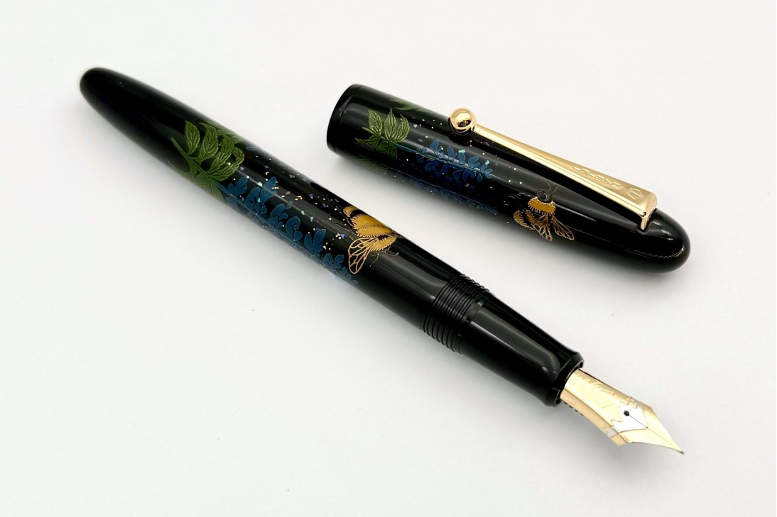 Namiki Limited Edition 2024 Yukari Maki-e Bumblebee Fountain Pen
