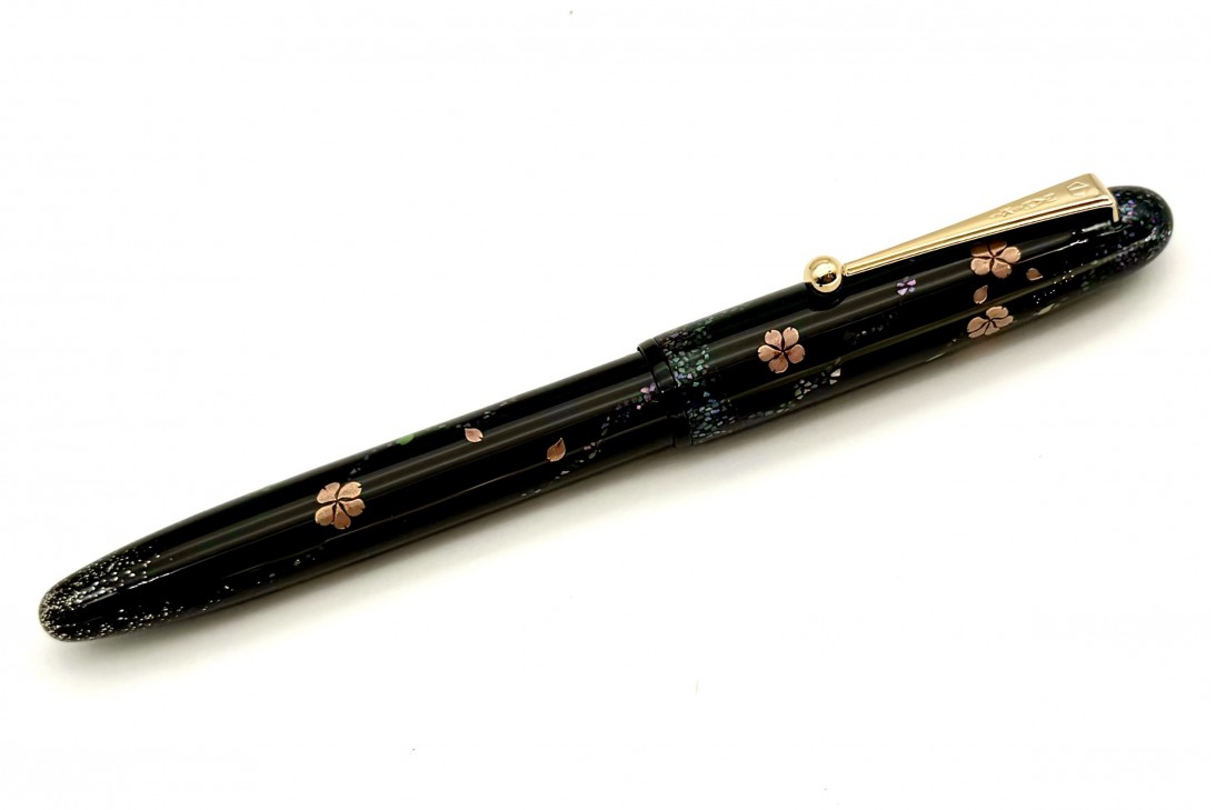 Namiki Yukari Cherry Blossoms at Night Fountain Pen