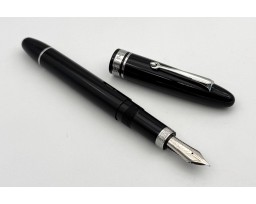 Omas Ogiva Nera Fountain Pen with Silver Trim