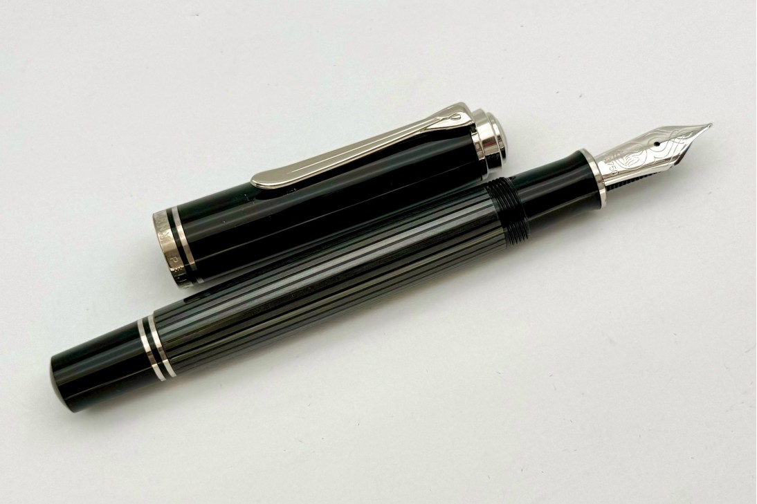 Pelikan Souveran M805 Anthracite Stresemann Fountain Pen