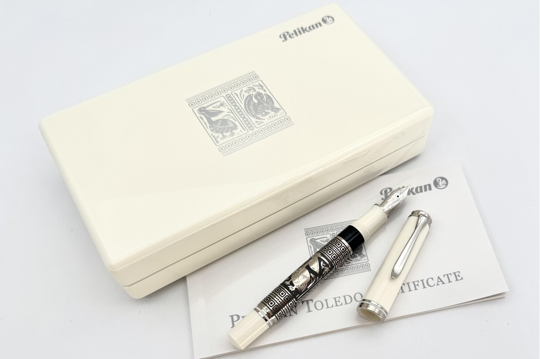 Pelikan Special Edition M910 Toledo White Fountain Pen