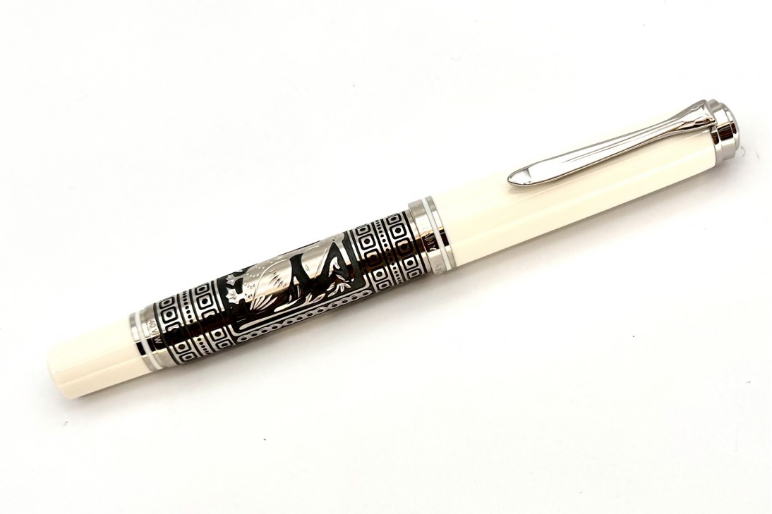 Pelikan Special Edition M910 Toledo White Fountain Pen