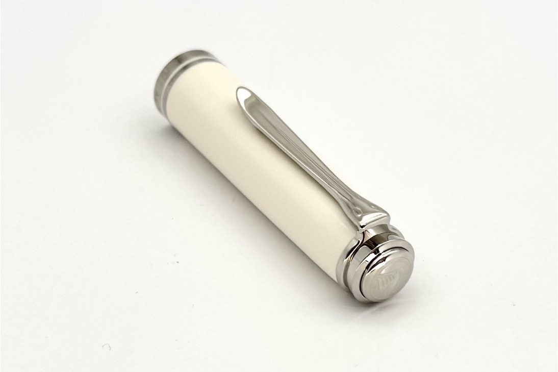 Pelikan Special Edition M910 Toledo White Fountain Pen