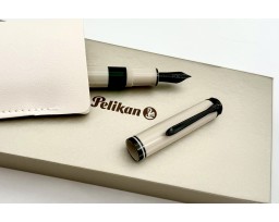 Pelikan Special Edition Souveran M670 Warm Grey Fountain Pen