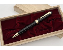 Pilot Custom Urushi Black Ball Pen