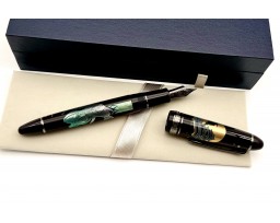 Sailor 1911 Large Maki-e Ninja Yuubi Oshiro Fountain Pen