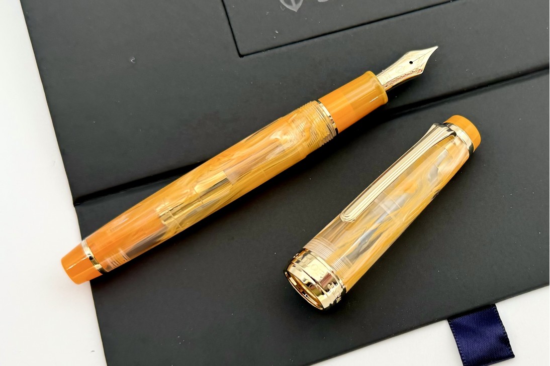 Sailor Bespoke Limited Edition ProGear Slim Veilio Pearl Orange Fountain Pen (21K nib)