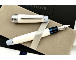 Sailor Limited Edition ProGear King of Pens (KOP) Tea time Around the World Afternoon Tea Three Tiers Fountain Pen
