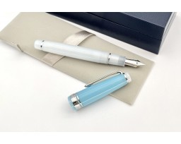 Sailor Limited Edition Professional Gear Sapporo Snow Festival Fountain Pen