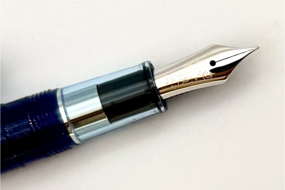 Sailor x Plus Limited Edition ProGear Slim Jellyfish Fountain Pen