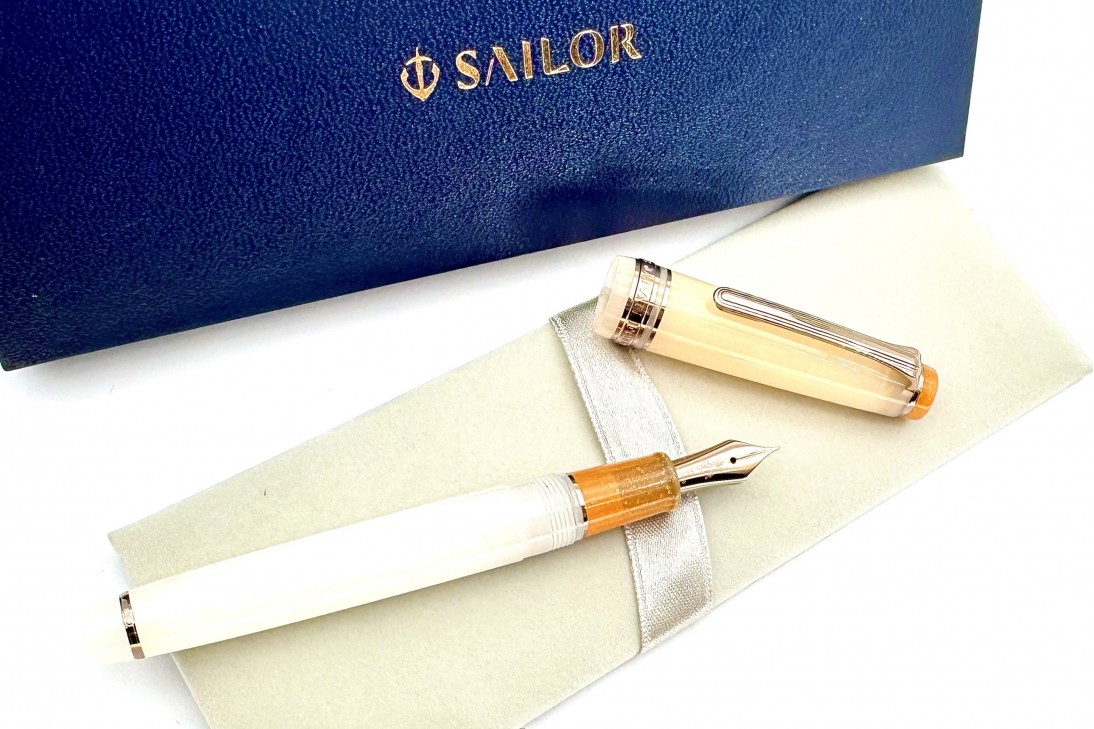 Sailor Progear Slim Dried Flower Mimosa Fountain Pen