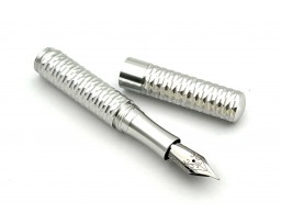 Schon DSGN Anodized Aluminum Anodized Silver Faceted Pocket Six Fountain Pen