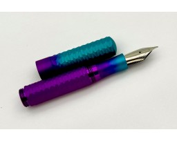 Schon DSGN Anodized Aluminum Azure Twilight Faceted Pocket Six Fountain Pen