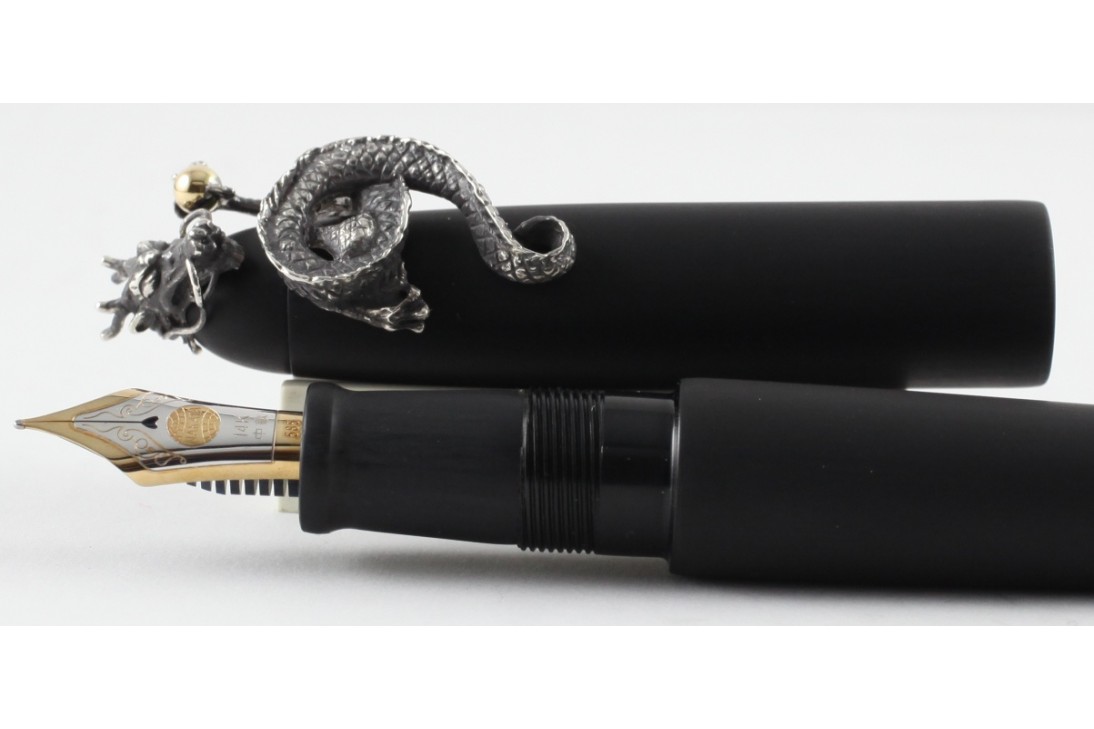 Nakaya Portable Writer Hairline with Dragon 2 Stopper Fountain Pen