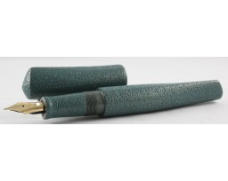 Nakaya Dorsal Fin Version 2 Ishime Silver Tin Green Fountain Pen
