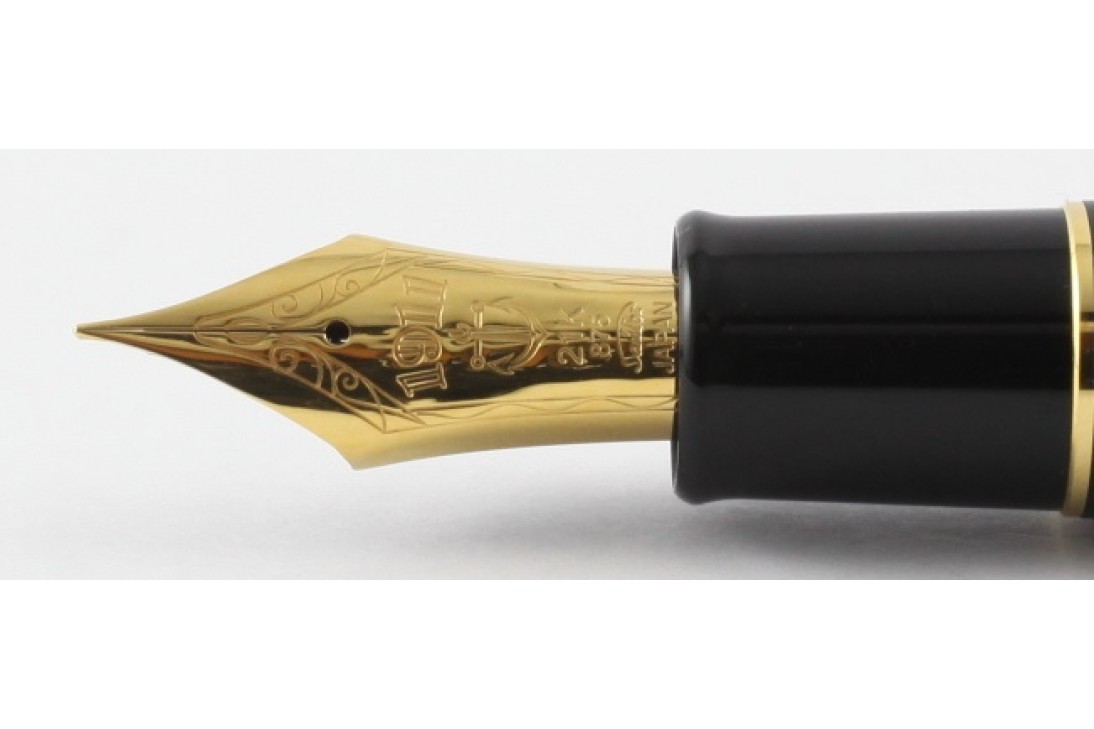 Sailor King of Pens Ebonite Black with Gold Plated Trim Fountain Pen