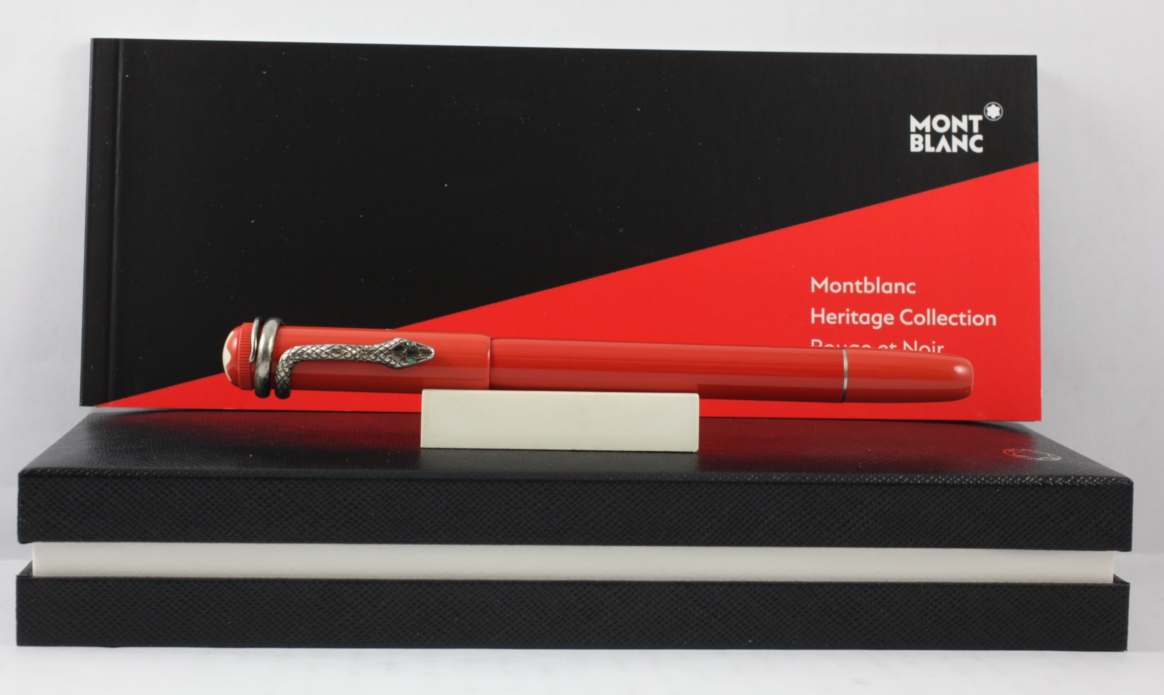 Enrichment Popular Lover Montblanc MB.114726 Heritage Collection Rouge et Noir Special Edition Coral  Roller Ball Pen